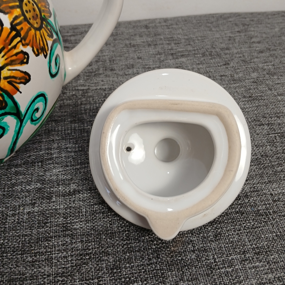 Sunflower Teapot Farmhouse Kitchen Decor Ceramic White Handpainted Floral Lid 8" - Picture 7 of 11